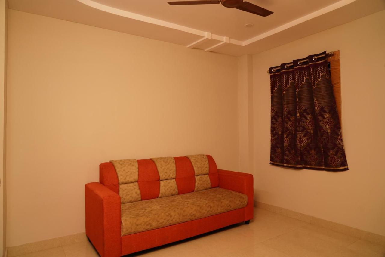 Swagath Residency Kākināda المظهر الخارجي الصورة