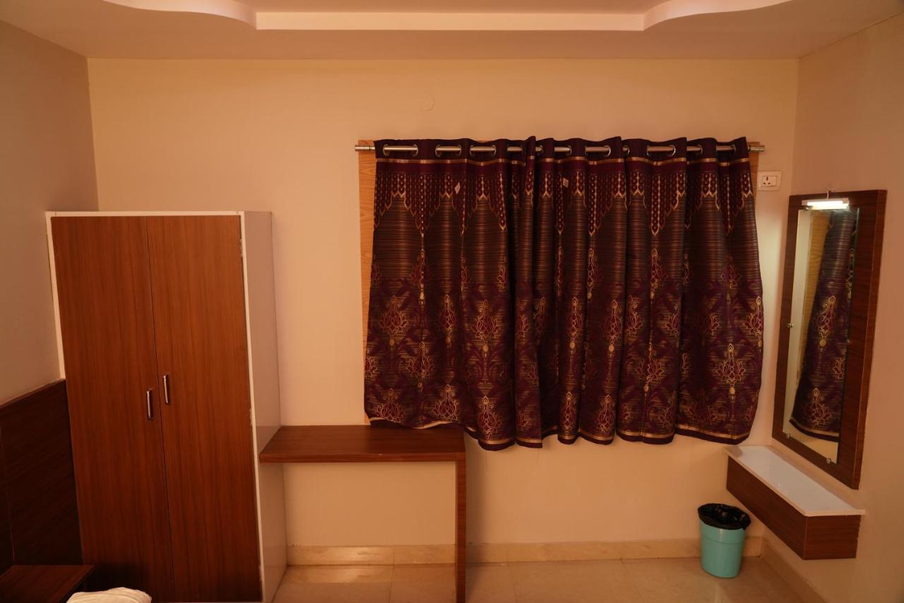 Swagath Residency Kākināda المظهر الخارجي الصورة