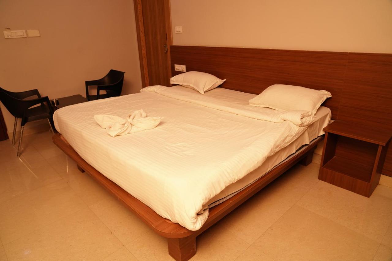 Swagath Residency Kākināda المظهر الخارجي الصورة