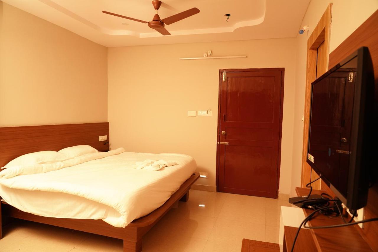 Swagath Residency Kākināda المظهر الخارجي الصورة