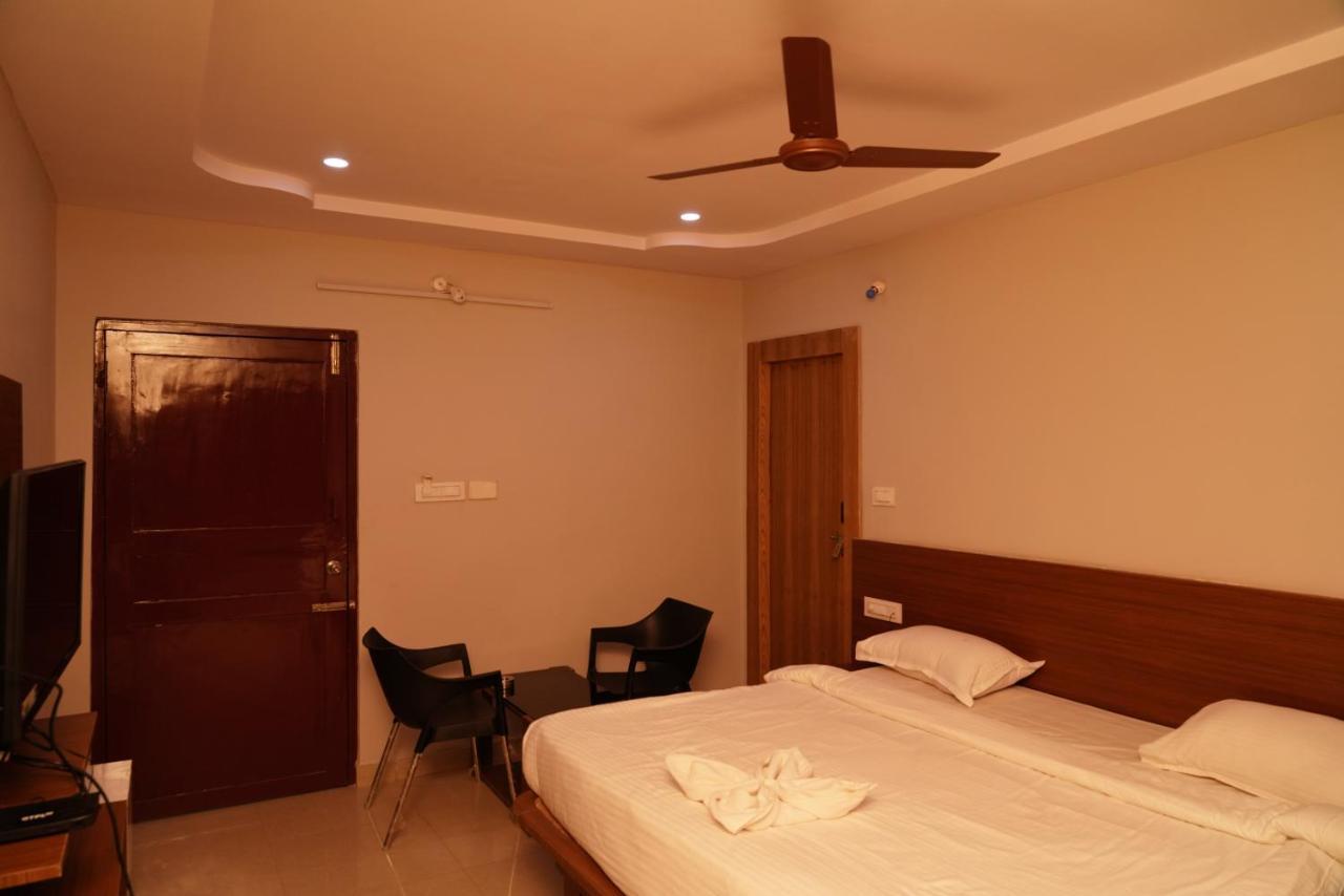 Swagath Residency Kākināda المظهر الخارجي الصورة